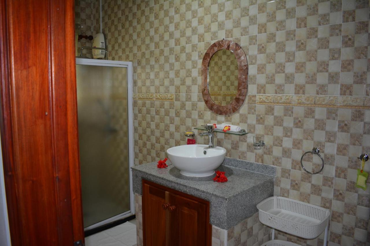 براسلين Leo'S Petit Villa Annex المظهر الخارجي الصورة